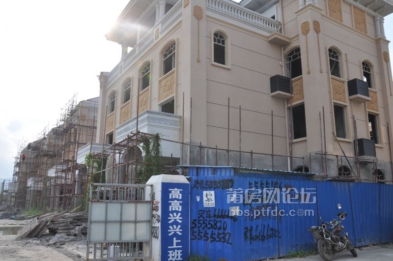 市区黄金地段,惊现东庄别墅群