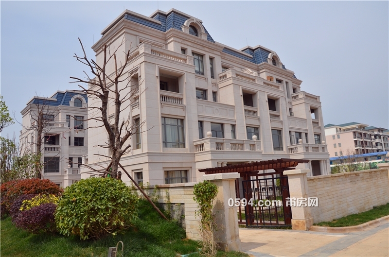 凯天东庄一品:一期别墅已建至3层 一半余房均价6000～8000