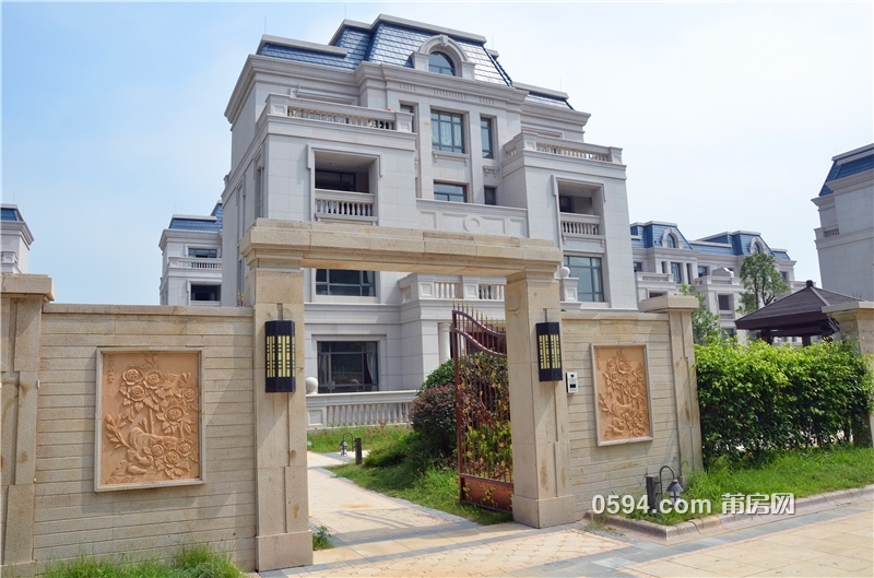 凯天东庄一品:一期别墅全线落架 平层空中墅均价5300元㎡